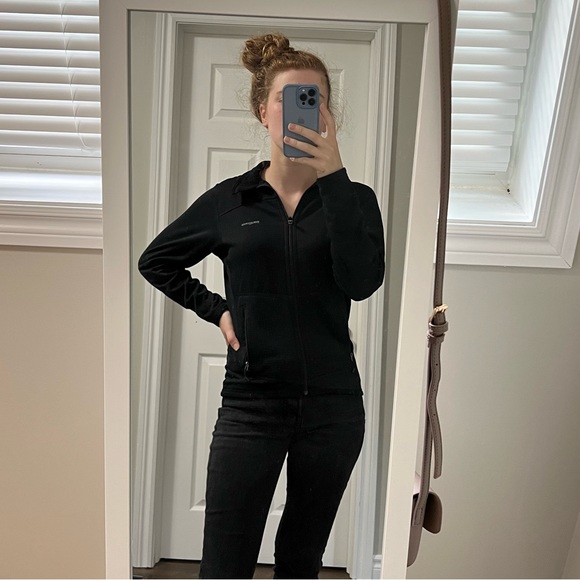 Patagonia Zip Up Sweater - Picture 2 of 5